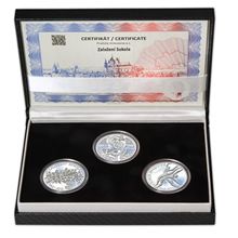 Náhled - ZALOŽENÍ SOKOLA – návrhy mince 200 Kč - sada 3x stříbro 1 Oz patina